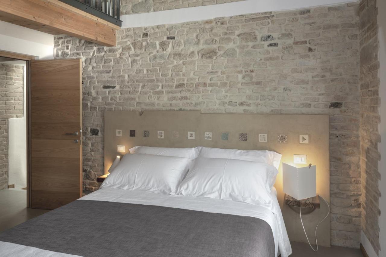 ペザロ Dai Ventu Bed & Breakfast エクステリア 写真