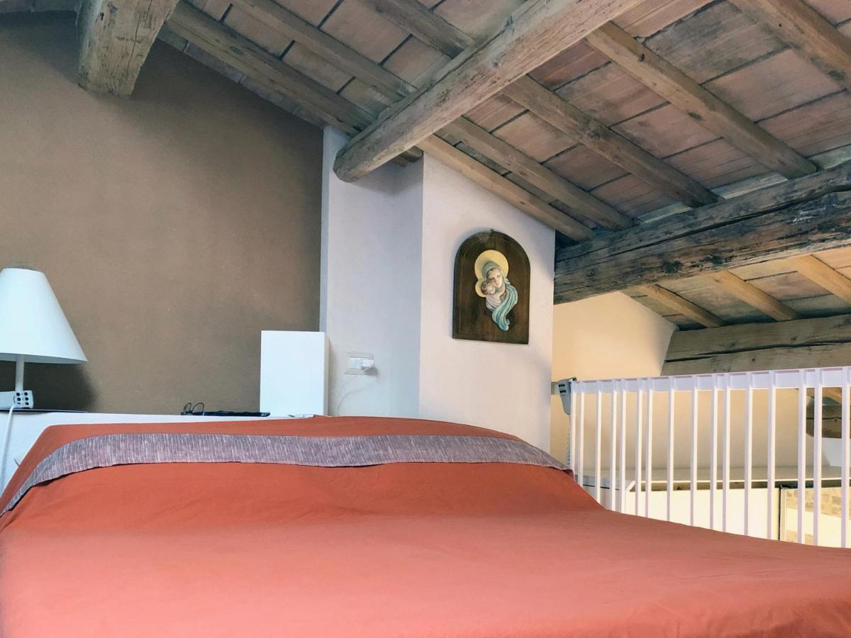 ペザロ Dai Ventu Bed & Breakfast エクステリア 写真
